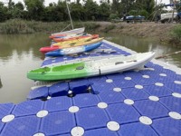 Rampe de quai flottant avec blocs roulants pour bateaux en gros