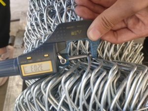 7ft Galvanized Chain Link <b>Mesh</b> Fencing Diamond <b>Mesh</b> Factory Wholesale Price High Quality 20m 25m 30m Roll - Product Image 2