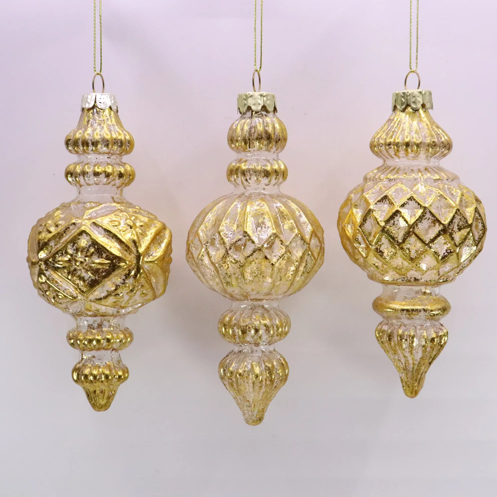 Ornamen kaca emas mengkilap, dekorasi rumah warna-warni dapat disesuaikan ornamen berlian es ornamen kaca Natal