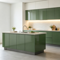 Cuisine modulaire RTA de style moderne personnalisée avec évier et crédence, design en bois laqué vert, panneau mélaminé MDF