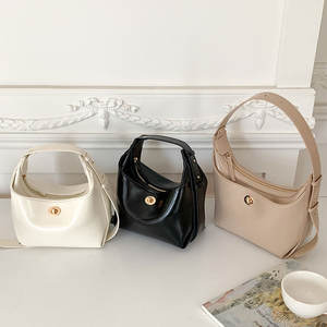 Сумка женская из искусственной кожи - Product Image 2