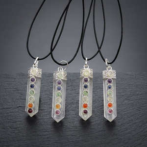 Pendentif crayon en quartz clair avec sept pierres colorées, incrustation de cristaux sculptés à la main, bijoux Feng Shui - Product Image 2