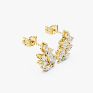 Pendientes de Diamantes con Diseño Floral de Hojas, de Lujo a Precio Accesible, para Mujer, Ideales para Regalo y Uso Diario, Disponibles para la Venta - Product Image 1