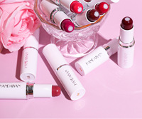 Baume à lèvres hydratant aromatisé aux fruits à la vitamine C et rouge à lèvres mat deux-en-un, design sandwich, longue tenue, waterproof, 8 couleurs Han