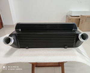 <span class=keywords><strong>Intercooler</strong></span> de voiture de performance pour <span class=keywords><strong>BMW</strong></span> 525d 530d 535d 635d E63 E64 E60 <span class=keywords><strong>E61</strong></span> 2004-2010 - Product Image 2