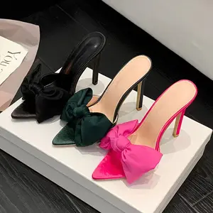 महिलाओं 2023 नई आगमन गर्म बिक्री बड़े आकार धनुष चप्पल फैशन सेक्सी बताया पतली ऊँची एड़ी के जूते ठोस रंग आउटडोर नाइट क्लब सैंडल