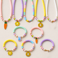 Kit de fabrication de bracelets DIY en forme de lapin de Pâques, perles en argile, perles plates rondes en polymère Heishi avec breloques carottes pour enfants