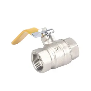 Válvula de bola de latón 3/4 con mango de hierro amarillo, válvula de bola de latón cromado chapado, DN20 PN30 para control de flujo de agua