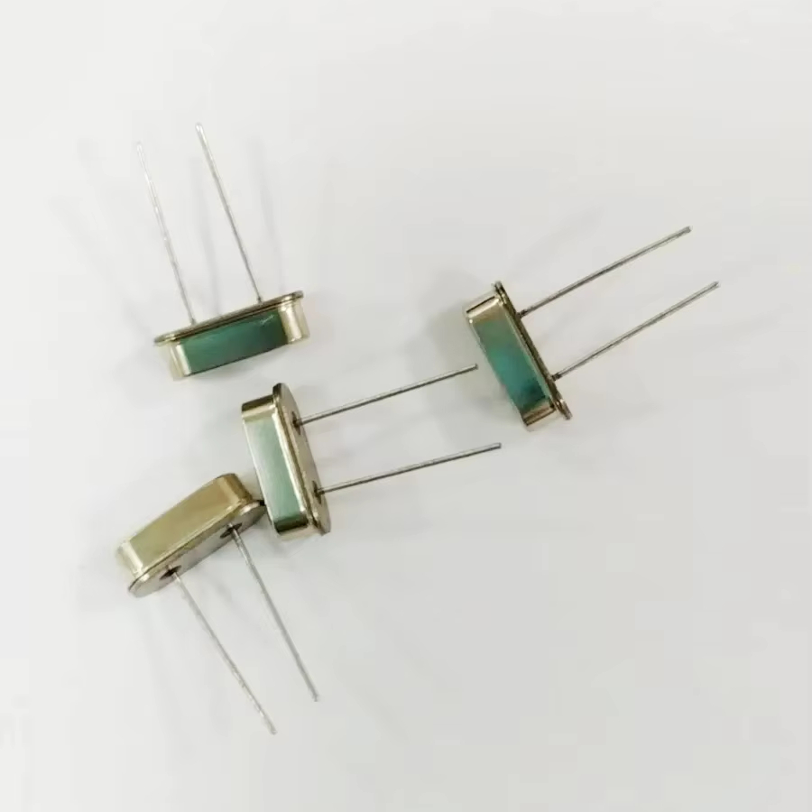 25X 13 MHZ SMD Quarz 7,5 X 3mm EUR 3,99 - DE