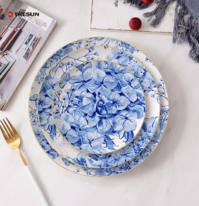 Vaisselle en Porcelaine Fine Bleue Brodé Motif Créatif Style Européen Tendance pour Hôtels, Restaurants et Événements (Mariages, Fêtes) - Product Image 5