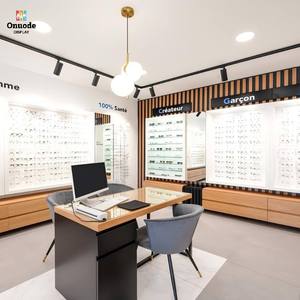 Vitrinas y Muebles para Exhibición Óptica |   Exhibidores de Gafas, Lentes de Sol y Accesorios Personalizados para Diseño de Tiendas Minoristas - Product Image 1
