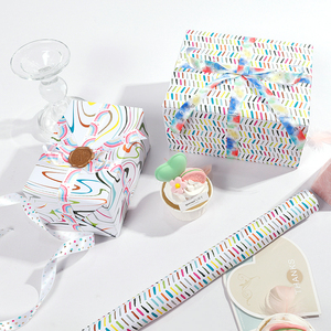 Vente en gros 80g papier couché 43*300cm rouleau de papier d'emballage cadeau personnalisé de luxe - Product Image 6