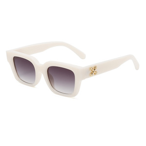Occhiali da Sole Quadrati Classici di Tendenza per Uomo, Occhiali da Sole di Lusso Firmati per Donna, Alta Qualità UV400, Vendita all'Ingrosso, Lenti da Sole Moderne - Product Image 5