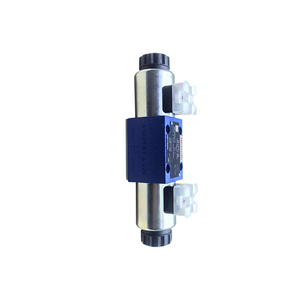 Vanne directionnelle hydraulique à solénoïde Rexroth R901087087 4WE6E70/HG24N9K4 - Product Image 4