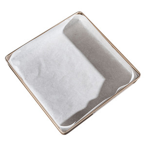Cake Roll Bakpapier Ovenbestendig Vetvrij Papier Commercieel Gebruik 28x28cm Vierkante Bakvormen Recyclebaar China - Product Image 1