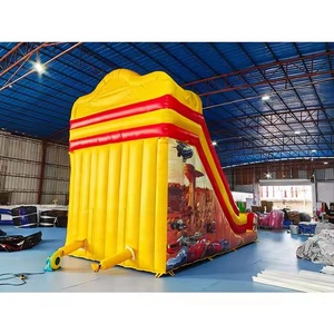 Grand toboggan gonflable à thème automobile pour l'intérieur et l'extérieur, toboggan aquatique gonflable pour enfants et adultes, jeux gonflables, jeux de fête amusants - Product Image 4