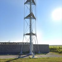 Menara Radio Komunikasi Tiga Kaki 30m dengan Kaki Baja Tubular untuk Stasiun Basis Seluler 4G 5G di Filipina