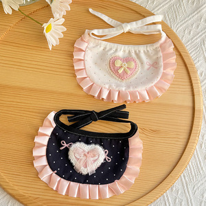 ผู้ผลิต OEM & ODM ขายส่ง: ผ้ากันน้ำลายสำหรับสัตว์เลี้ยงสไตล์เจ้าหญิง ลายหัวใจคลาสสิก เหมาะสำหรับแมวและสุนัข - Product Image 3