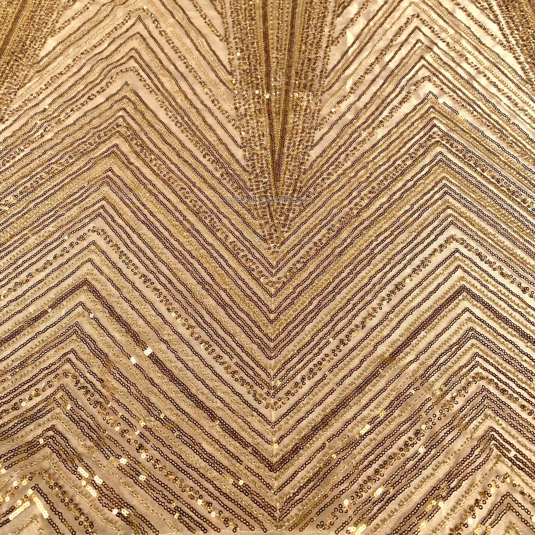 แฟนซี Golden Tulle เย็บปักถักร้อย Heavy เลื่อมลูกปัดผ้าลูกไม้11สีตัวเลือก Shining Sequin Tulle ลูกไม้แอฟริกันผ้า