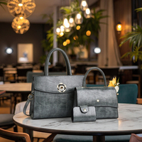 Ensemble de sacs à main polyvalents 3 pièces en cuir PU avec logo personnalisé 2026 pour femme, forme selle, bouton et fermeture éclair, pour usage quotidien, porté épaule ou croisé