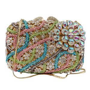 Bolso de mano de lujo para mujer con diseño floral de pedrería, correa de cadena y cuentas brillantes para bodas y fiestas. - Product Image 3