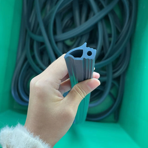 <span class=keywords><strong>Bande</strong></span> <span class=keywords><strong>d</strong></span>'<span class=keywords><strong>étanchéité</strong></span> en caoutchouc silicone résistant à la chaleur pour porte de four et joint <span class=keywords><strong>d</strong></span>'appareil de <span class=keywords><strong>cuisine</strong></span> - Product Image 3