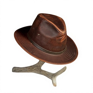Chapeau de cowboy en cuir véritable de style moderne et luxueux, personnalisé, BS International - Cadeau surprise pour papa, grand-père, unisexe, plage - Product Image 2