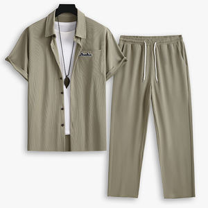 Abito da uomo con Design personalizzato estivo Smart Casual a due pezzi monopetto con Texture composta da pantaloni e camicia - Product Image 1