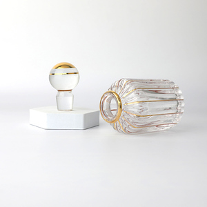 Vàng hiển thị chai Oud dầu nước hoa Decanter vàng sơn bằng tay thủy tinh sang trọng <span class=keywords><strong>120ml</strong></span> vật liệu thủy tinh cuộn trên nước hoa đóng gói - Product Image 3