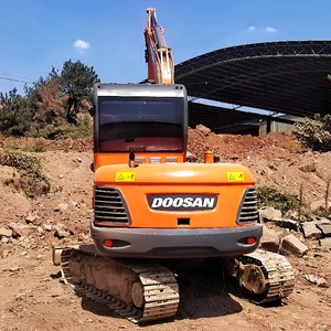 Экскаватор <span class=keywords><strong>Doosan</strong></span> DX60 6Ton небольшой гидравлический гусеничный мини-экскаватор <span class=keywords><strong>Doosan</strong></span> <span class=keywords><strong>DH60</strong></span> DH55 второй ручной экскаватор для продажи - Product Image 4