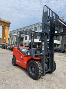 Montacargas Diésel HELI 50 de 5 Toneladas con Certificación CE, Capacidad de Carga de 8000 Libras, Tracción en las Cuatro Ruedas, Operación con Asiento, Altura de Elevación de 4500 mm - Product Image 5