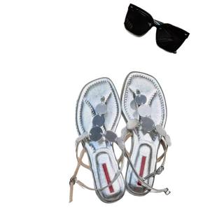 Sandales plates romaines élégantes pour femmes en cuir véritable, style rétro, avec bout miroir argenté, polyvalentes pour la plage - Product Image 5