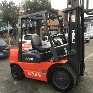 Chariot élévateur Heli H2000 30 3 tonnes 4,5 mètres avec mât conteneur et déplaceur latéral, pneus pleins, chariot élévateur automatique à bas prix - Product Image 6