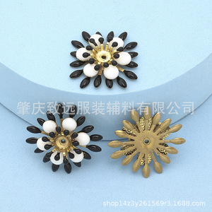 Epoxy Flower Patches <b>Black</b> And White Metal 100 Pieces Pack For <b>Headbands</b> And Clothing Decorations - Product Image 2