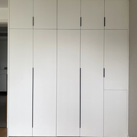 Armoire avec tiroirs, minimaliste, MDF blanc, chambre principale, bois rustique, Japandi contemporain