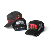 Gorra de Béisbol en Stock Modelo Original con Logo Bordado 3D Personalizado, Visera Curva, Estructura de Gamuza de 5 Paneles y Pedrería con Logo Personalizado