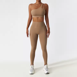 Juego de yoga personalizado para mujer Tela de alta elasticidad para un rendimiento cómodo y duradero - Product Image 4