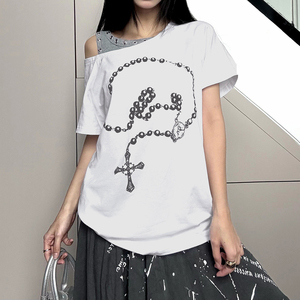 เสื้อกล้ามพิมพ์ลายไขว้สีตัดกัน คอเสื้อแบบอสมมาตร แต่งดีเทลตาไก่ ทรงหลวม ใส่ซ้อนกันได้ สไตล์สตรีท โชว์ไหล่ - Product Image 5