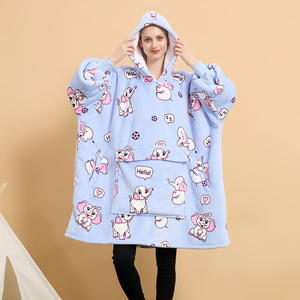 Sweat-shirt Sherpa surdimensionné à capuche pour femme, design poche géante, personnalisé d'usine, couverture portable - Product Image 5