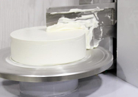 Machine à prix raisonnable gâteau entier crème fraîche gâteau carré crémeuse gâteau crème propagation Machine automatique