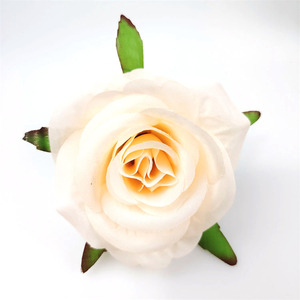 Vente en gros chaude pas cher Premium nouveau style meilleur vendeur <span class=keywords><strong>de</strong></span> haute qualité toutes sortes <span class=keywords><strong>de</strong></span> couleurs fleur artificielle pétale <span class=keywords><strong>de</strong></span> rose - Product Image 5