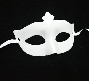 2024 Hot Halloween ragazze bianco semplice maschera mascherina mascherata mascherata una piccola maschera appuntita - Product Image 5