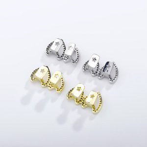 กริลล์ซิร์คอนรูปหัวใจคู่แบบฝังละเอียดสำหรับตกแต่งฟัน สไตล์ฮิปฮอป สำหรับทุกเพศ ใช้ได้ทุกวัน รูปทรงตัวยู - Product Image 3