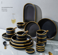Ensemble de vaisselle design nordique moderne de luxe en porcelaine noire sans BPA, assiette à poisson, bol à riz, assiette à soupe pour usage domestique, ensembles de vaisselle