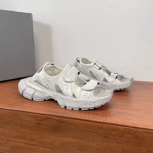 Sandales de sport décontractées et tendance pour l'extérieur - Classiques blanches respirantes antidérapantes pour la plage 3.0 - Légères avec bride à boucle - Product Image 6