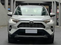SUV Toyota RAV-4 Essence Intégral (AWD) Haut de Gamme 2020 Disponible en Stock en Chine – Véhicule d'Occasion