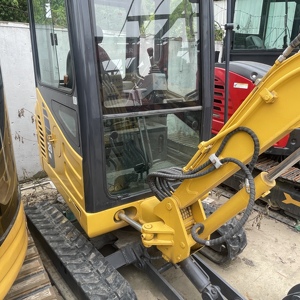 รถขุดขนาดเล็ก KOMATSU PC20MR มือสอง น้ำหนัก 2 ตัน รถขุดไฮดรอลิกแบบตีนตะขาบ เครื่องจักรก่อสร้าง - Product Image 2
