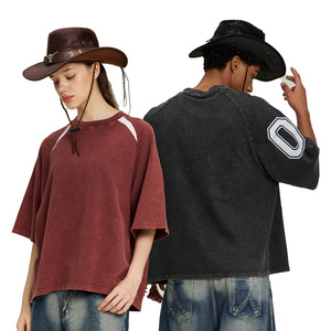 T-shirt da <span class=keywords><strong>Uomo</strong></span> Dreaming Lion Vintage in Cotone Pesante Lavato con Maniche Raglan, Collo Tondo e Vestibilità Ampia con Motivo - Product Image 2
