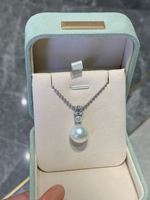 Collier pendentif en or massif 18 carats avec diamant baguette et perle blanche des mers du Sud australiennes, qualité AAA, ronde, 13-14 mm, éclat subtil, bijoux raffinés
