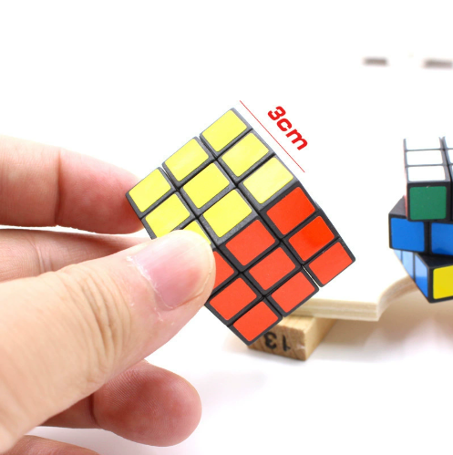 Luckykoo 3cm Cheap Price Mini 3D Black Creative Magic Cube High Quality Cube Puzzle Classic Educational Toys